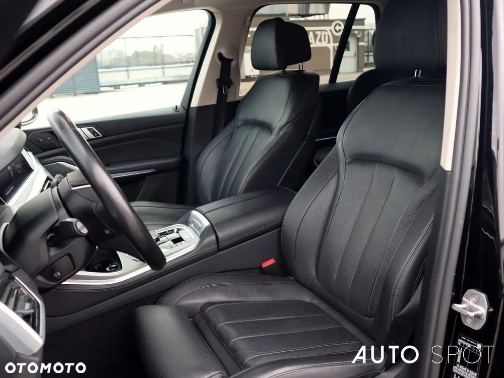 BMW X5 xDrive45e - 16