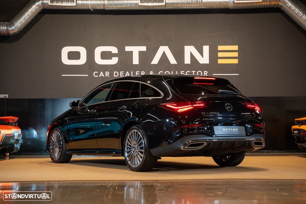 Mercedes-Benz CLA 250 - 4