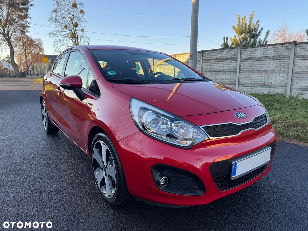 Kia Rio - 8