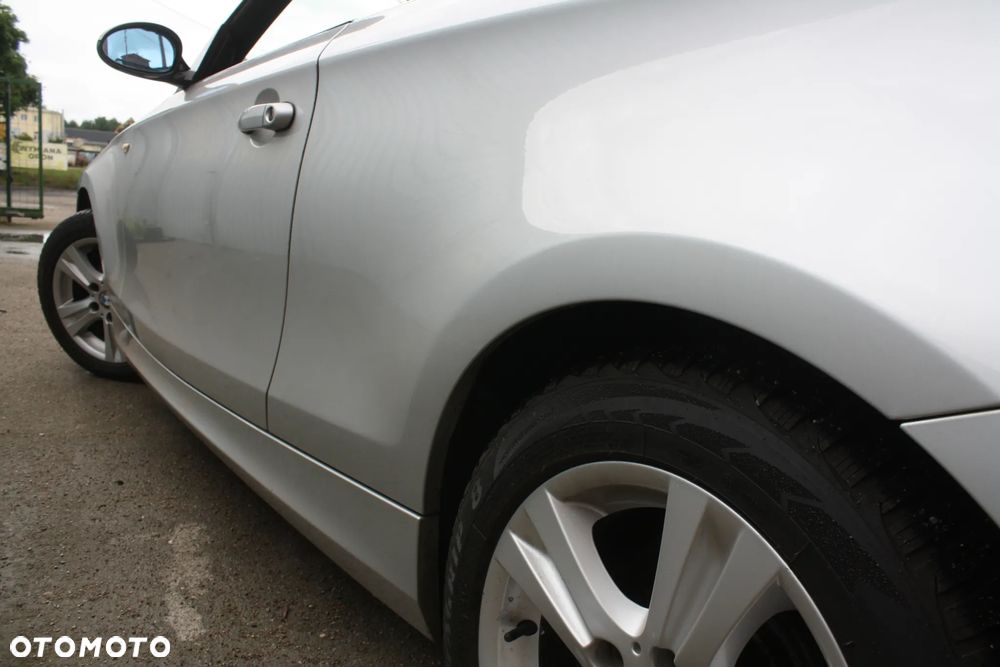 BMW Seria 1 120i Limited Edition Lifestyle mit M Sportpaket - 21