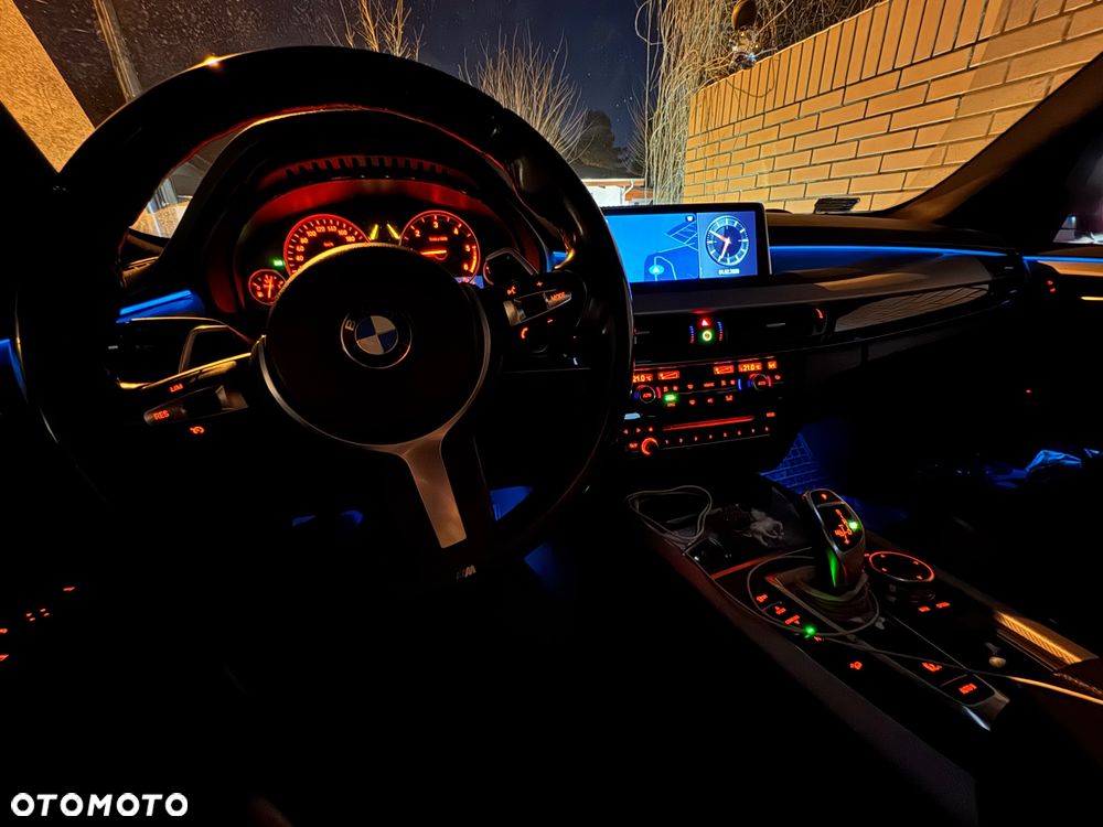 BMW X5 xDrive25d - 14