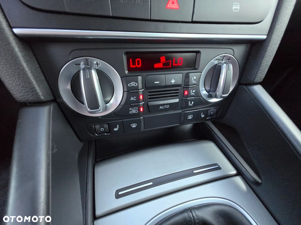 Audi A3 Sportback 1.8 TFSI S line Sportpaket - 18