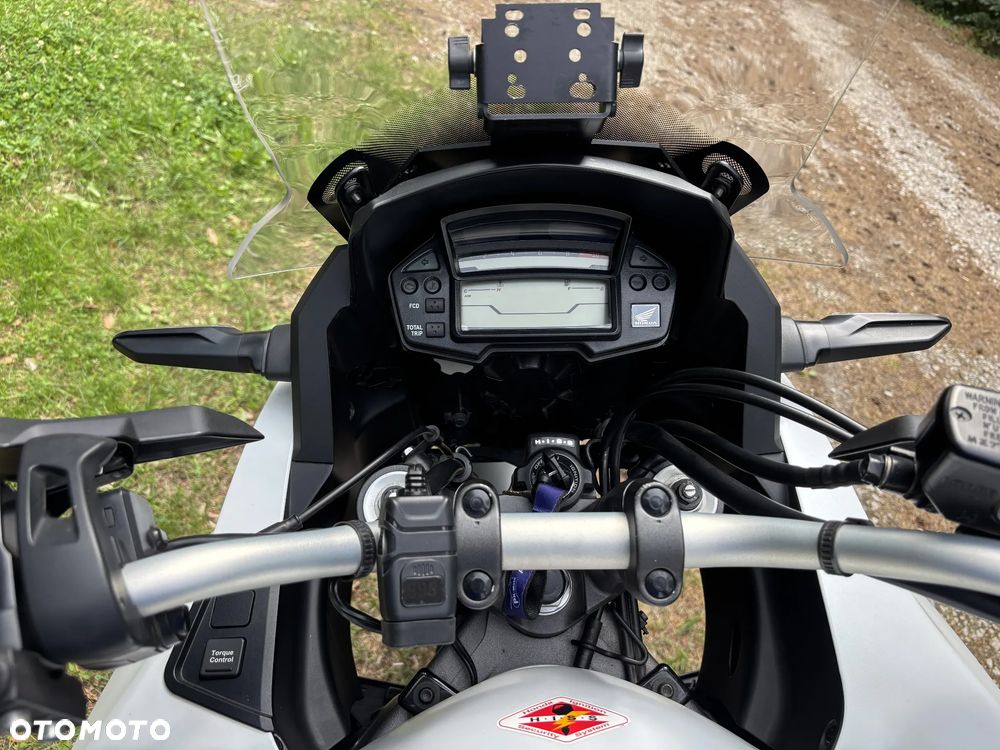Honda VFR - 19