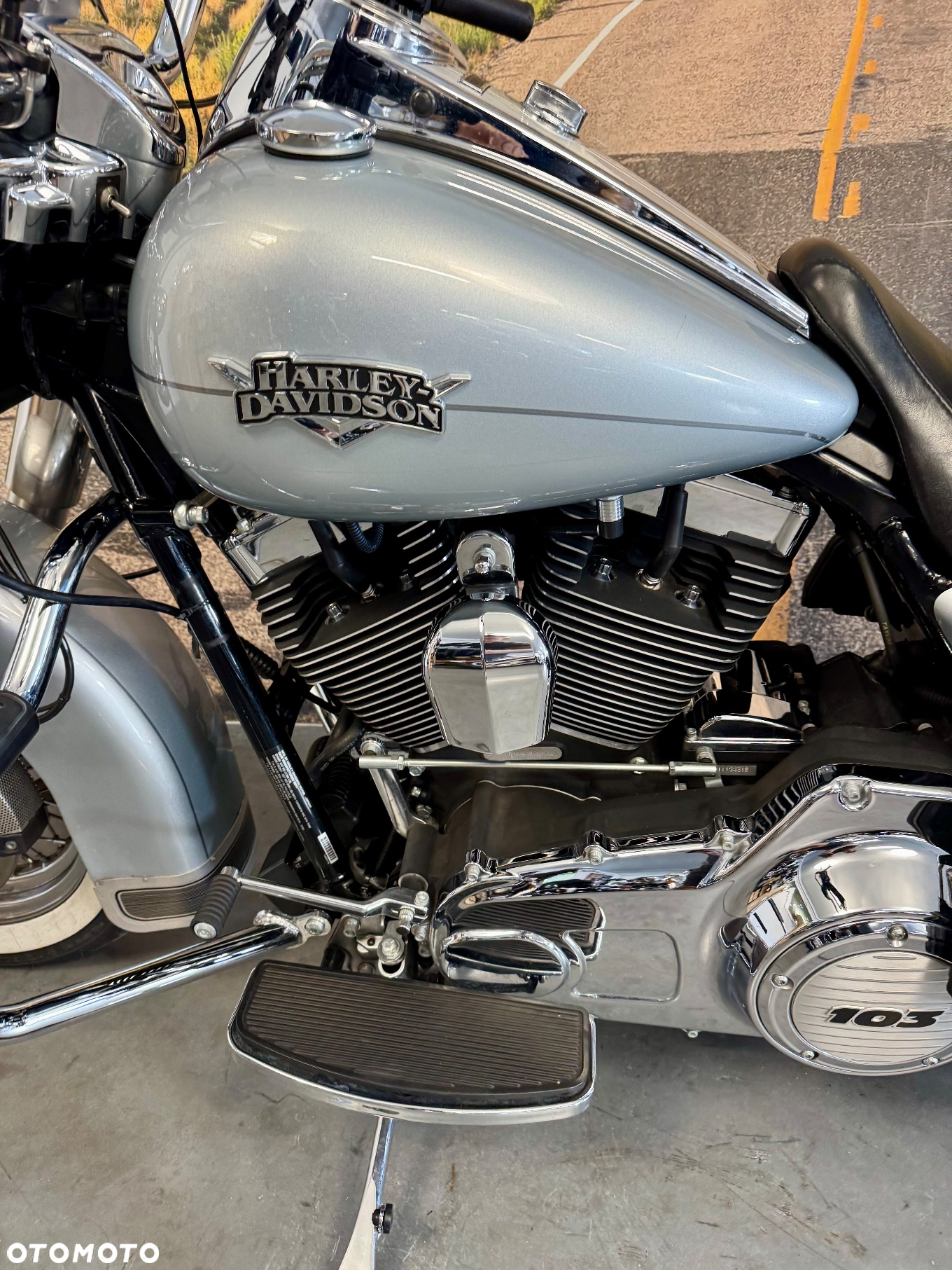 Harley-Davidson Touring Road King - 11
