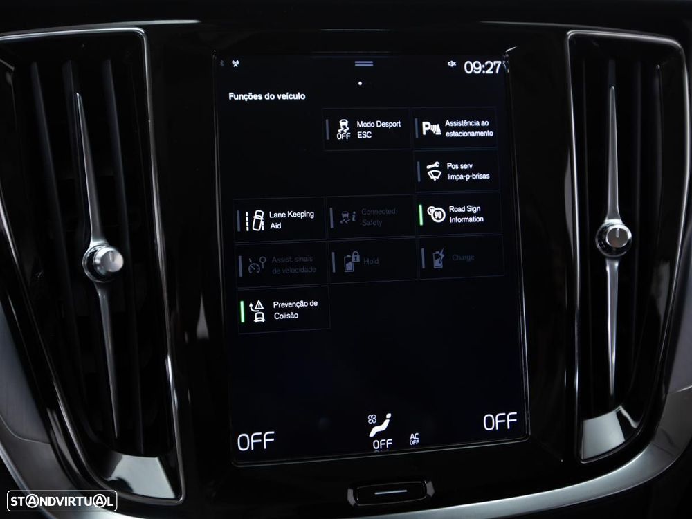 Volvo V60 2.0 T8 AWD TE Momentum Plus - 28