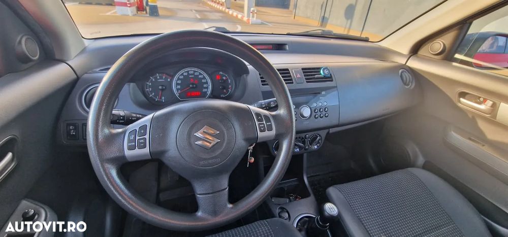 Suzuki Swift - 13