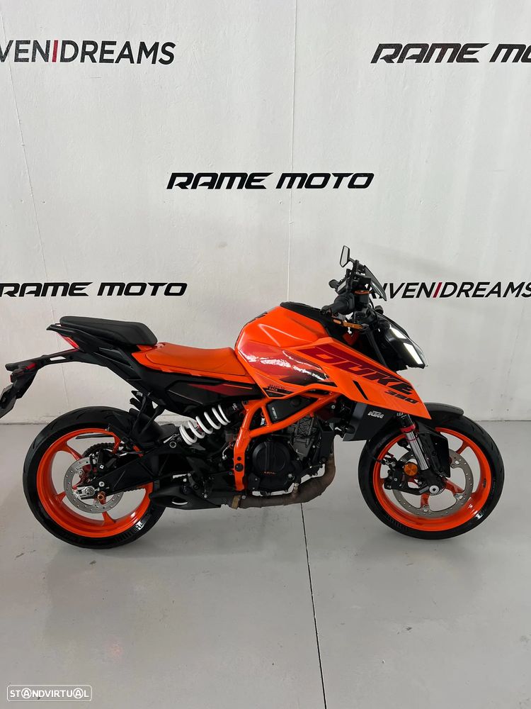 KTM Duke 390 - 4