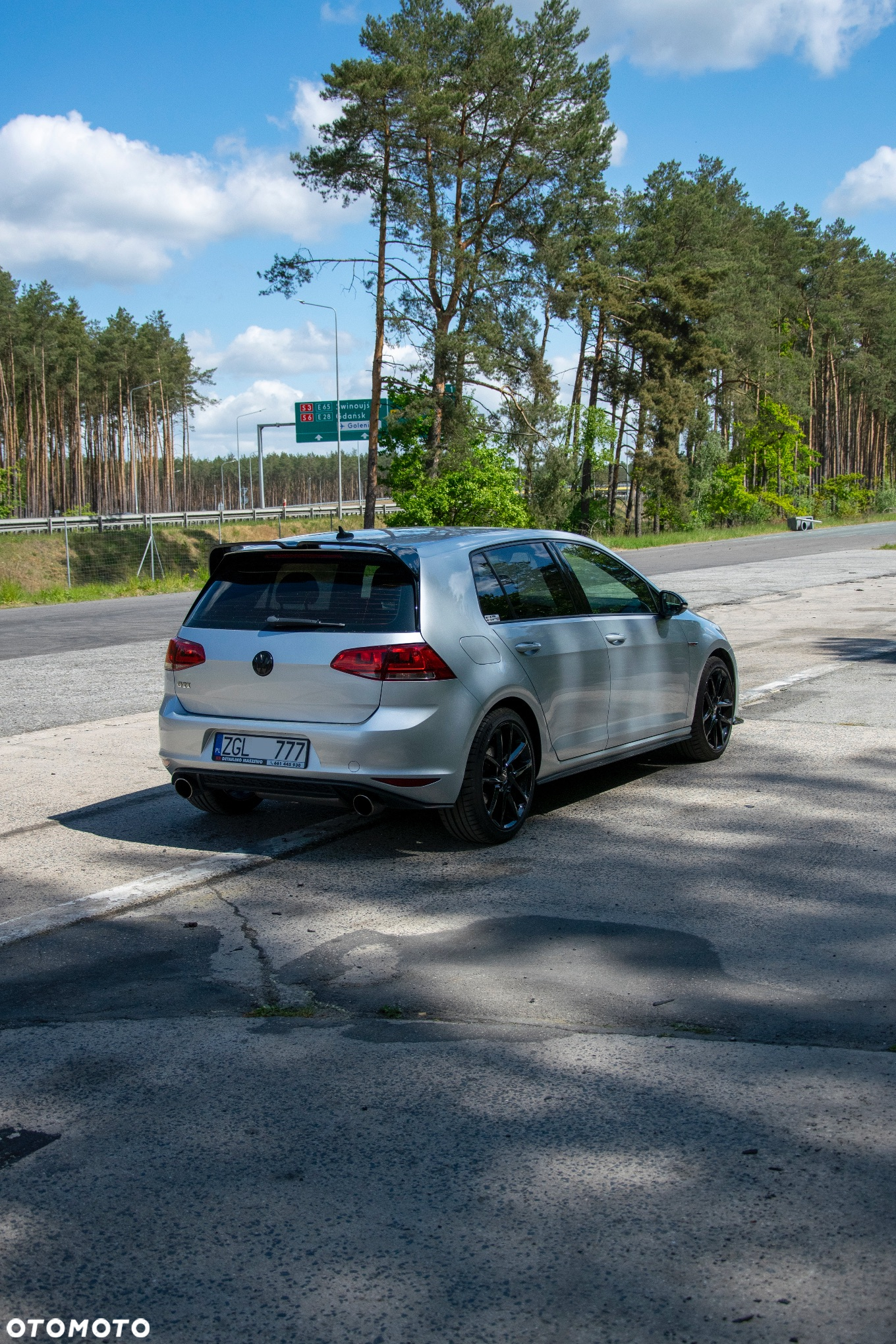 Volkswagen Golf - 38