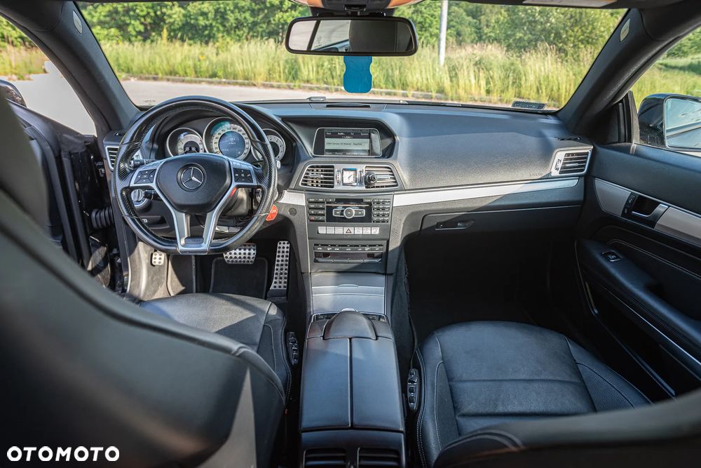 Mercedes-Benz Klasa E 200 4-Matic 9G-TRONIC - 20