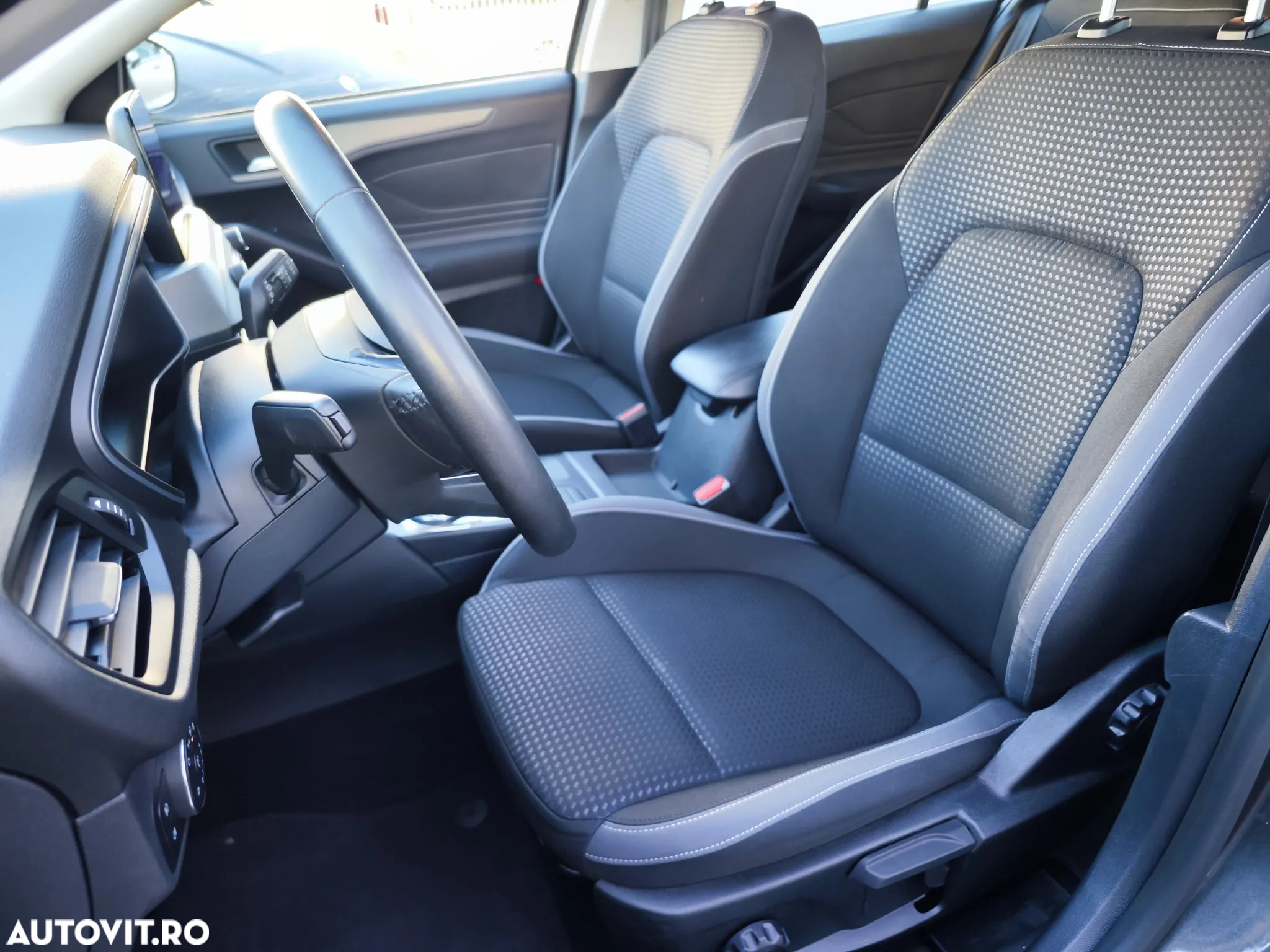 Ford Focus Turnier 1.5 EcoBlue Start-Stopp-System Aut. ACTIVE - 13