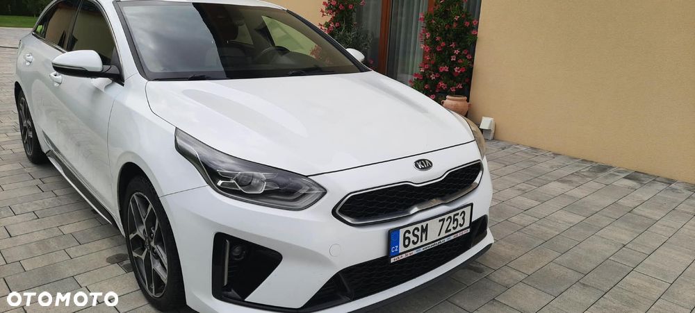 Kia ProCeed - 6