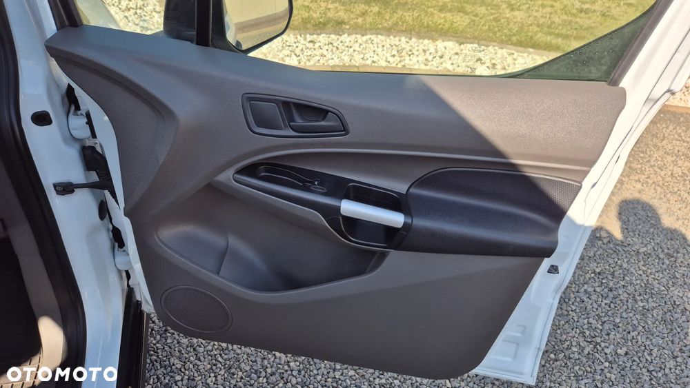 Ford Tourneo Connect Grand - 35