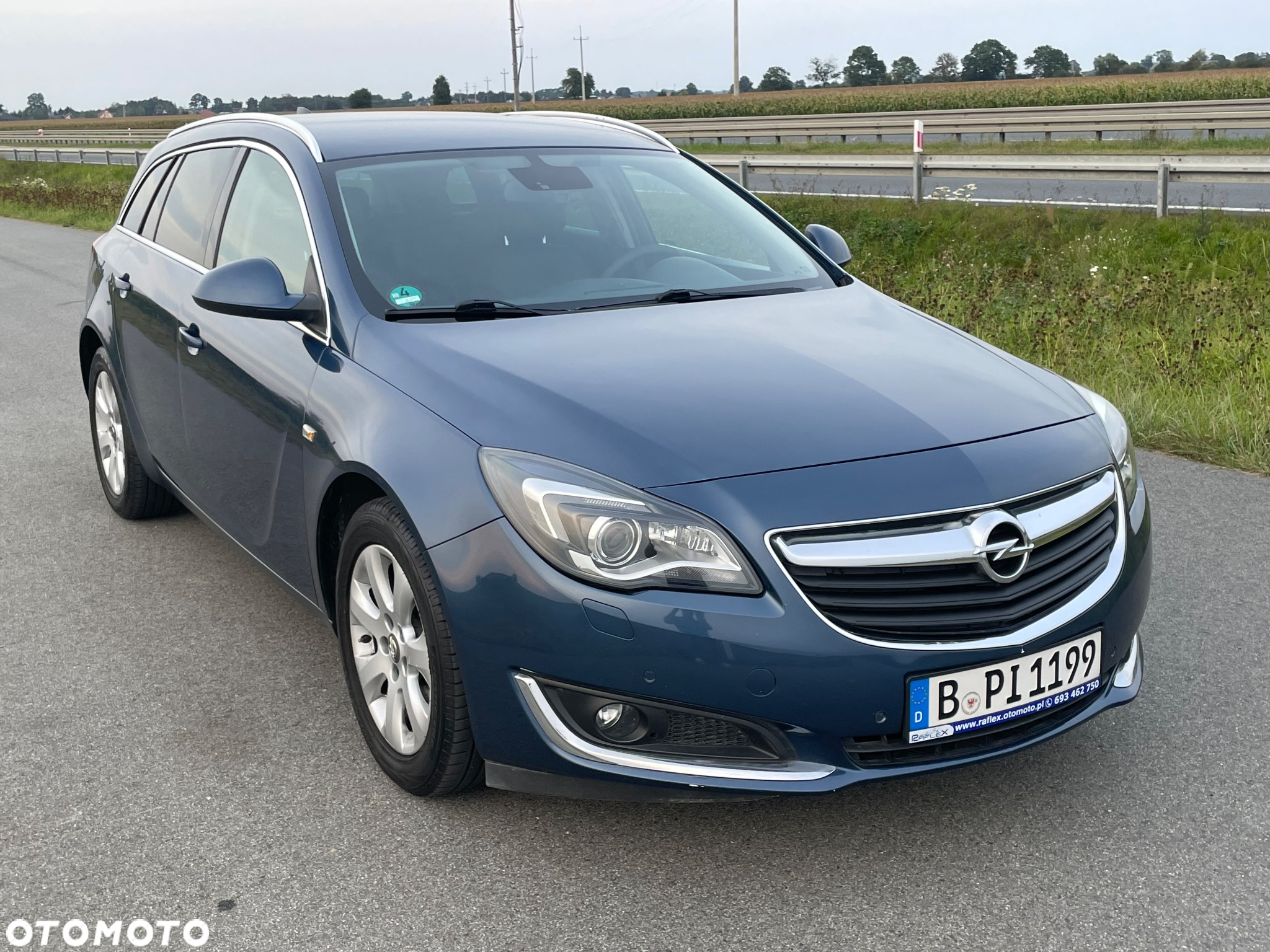 Opel Insignia 1.4 Turbo Sports Tourer ecoFLEXStart/Stop Business Innovation - 16