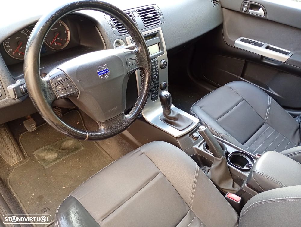Volvo S40 1.6 D Nível 2 - 21