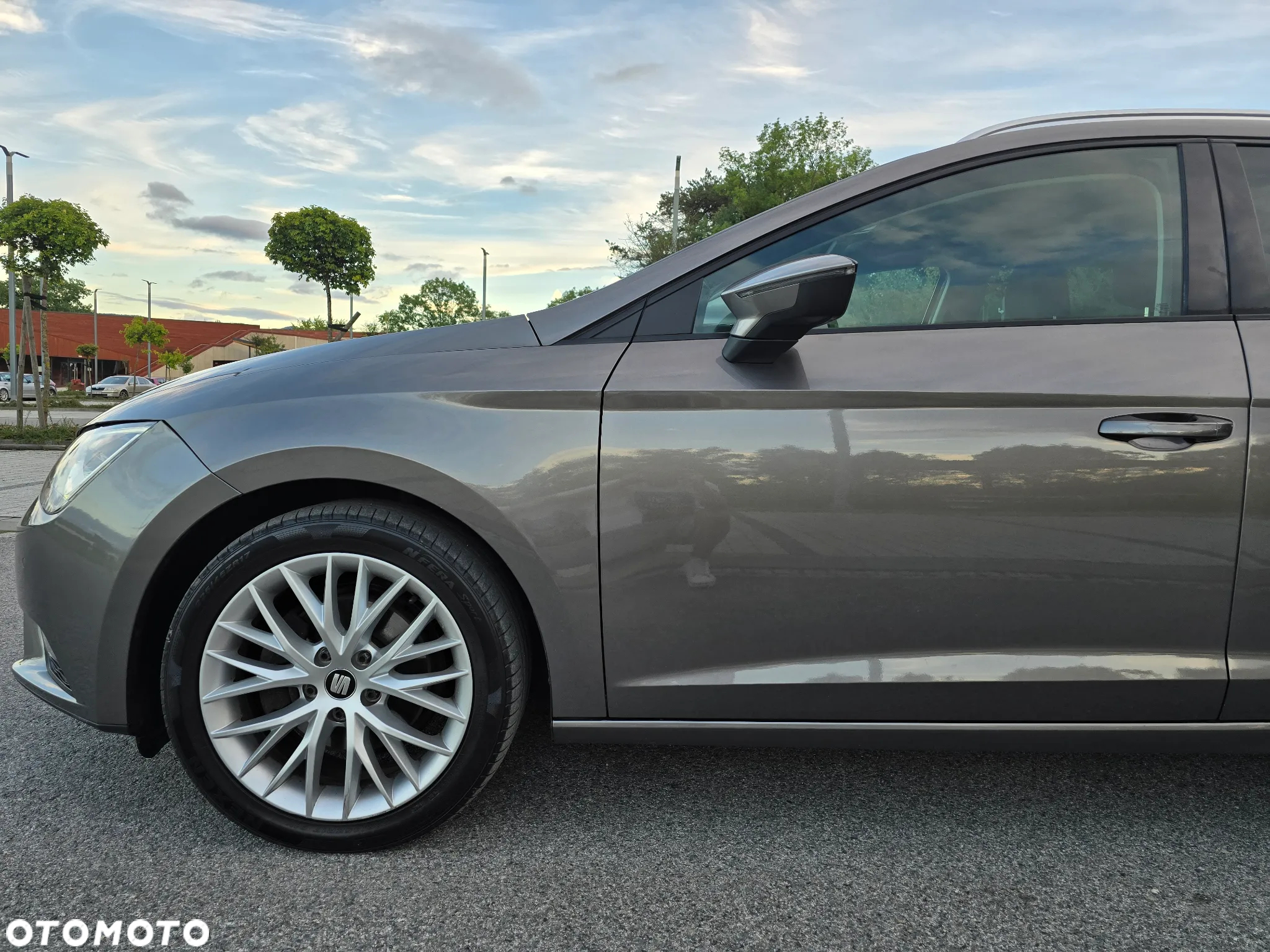 Seat Leon 1.6 TDI Style S&S 4Drive - 32