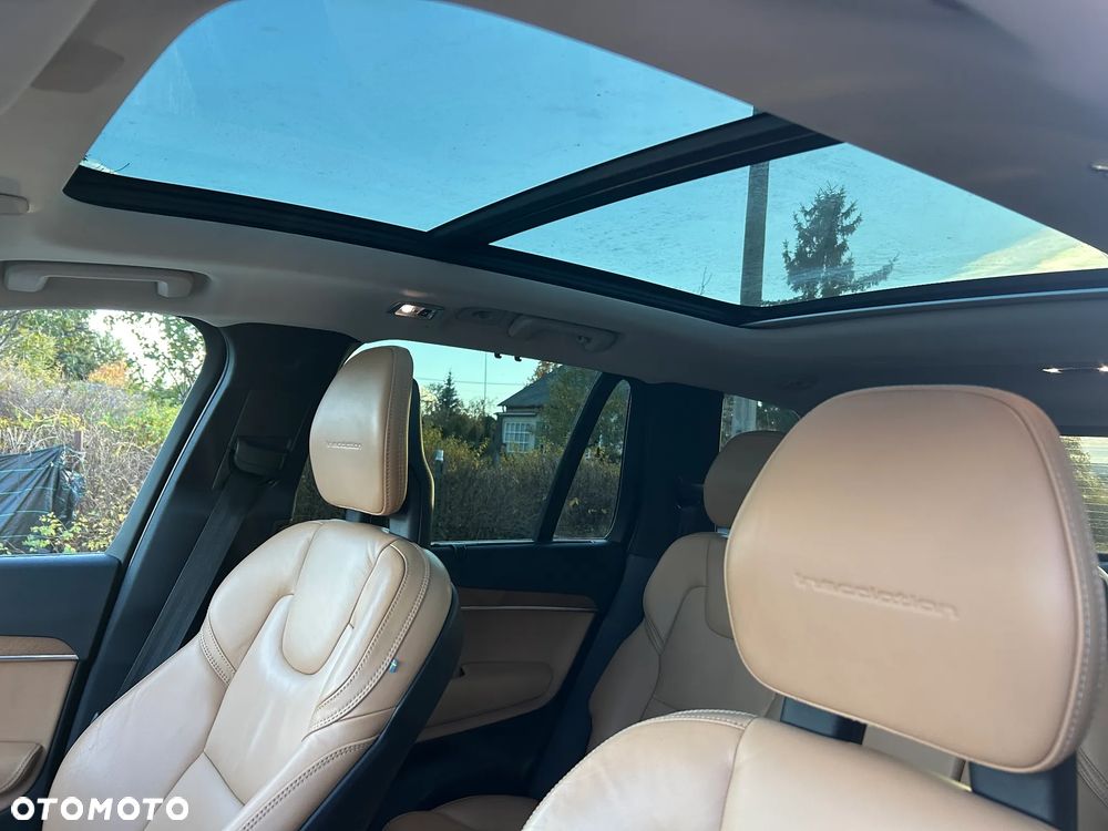 Volvo XC 90 - 26