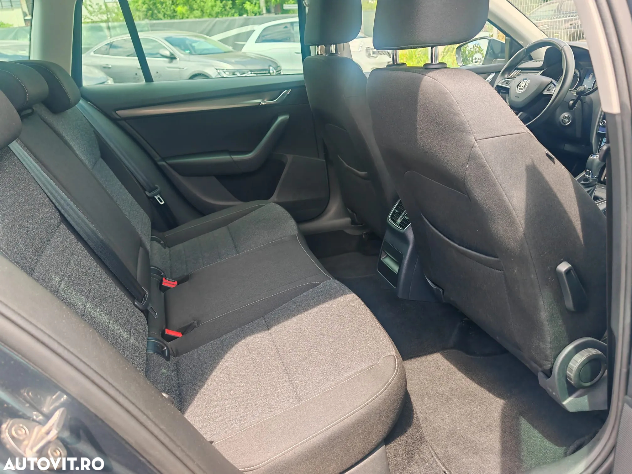 Skoda Octavia 2.0 TDI 4x4 DSG Style - 16