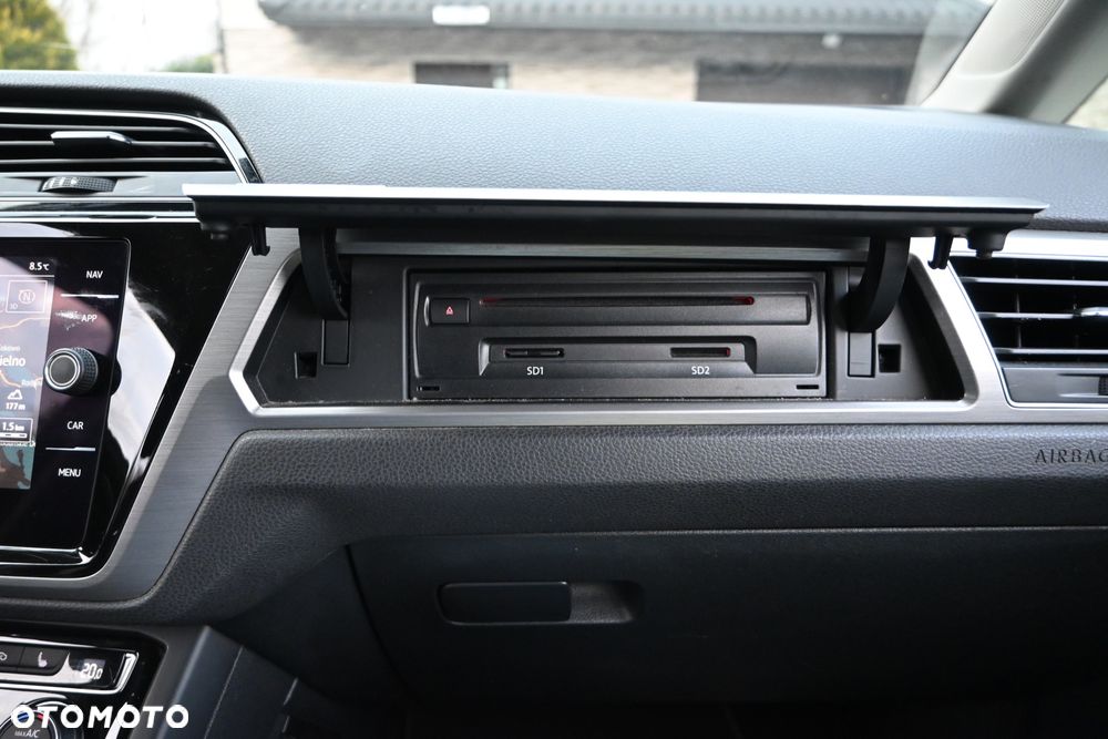 Volkswagen Touran 1.6 TDI SCR (BlueMotion Technology) DSG Comfortline - 36