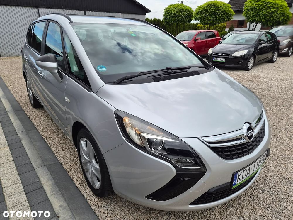 Opel Zafira - 12