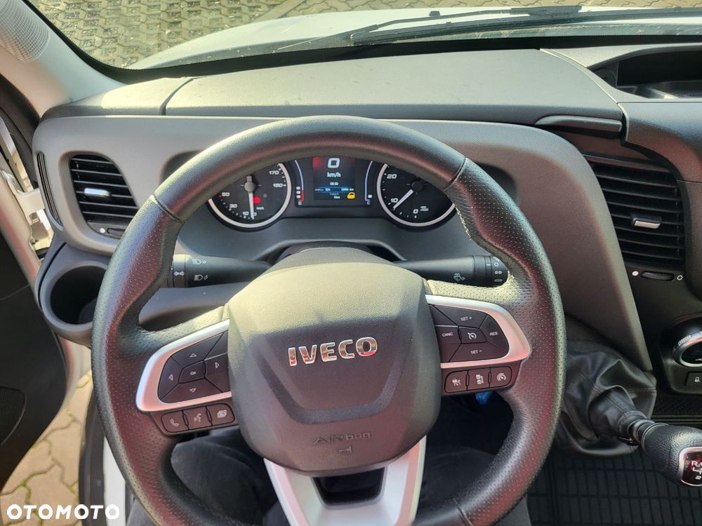 Iveco 35S18 - 11
