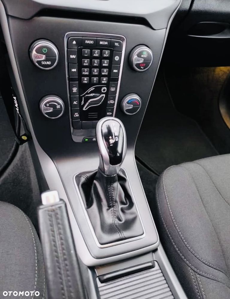 Volvo V40 D2 Geartronic Momentum - 15