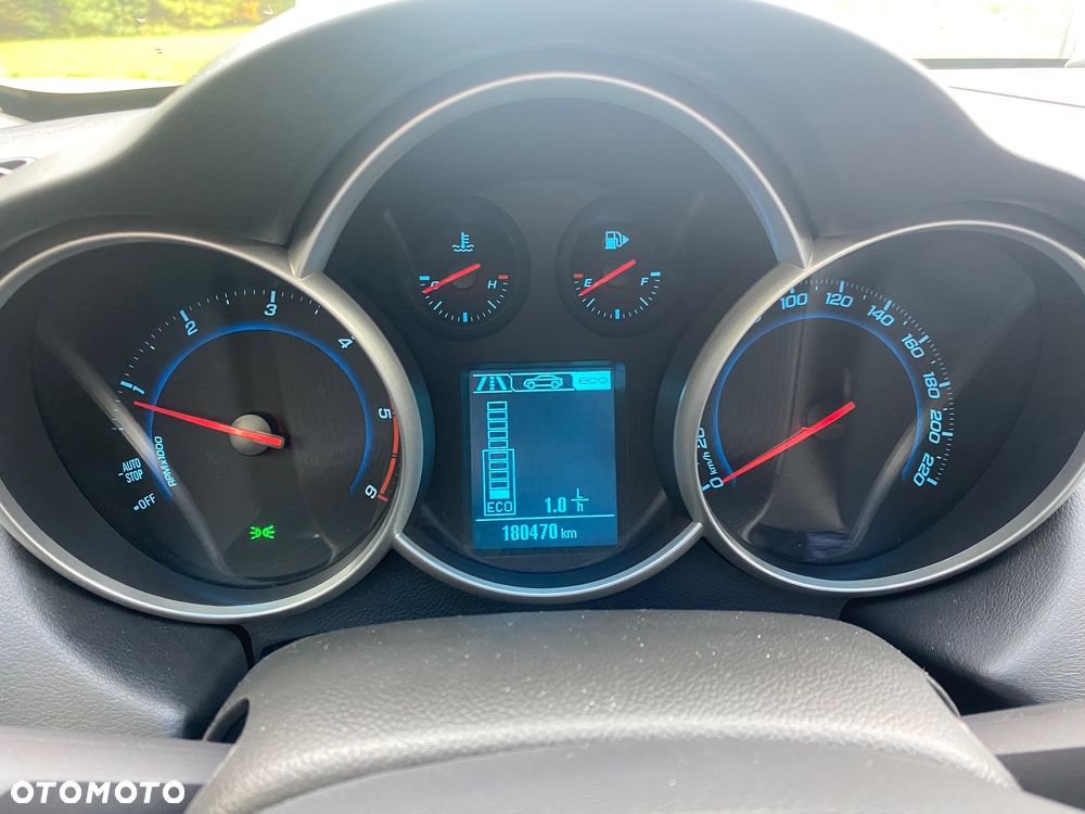 Chevrolet Cruze 1.7 LT - 20