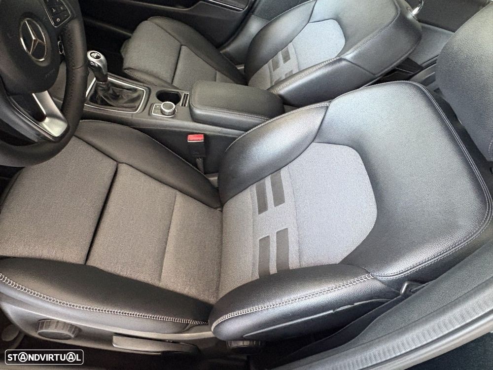 Mercedes-Benz GLA 180 (CDI) d Urban - 10