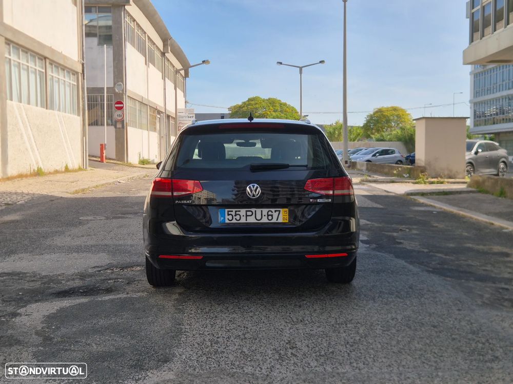 VW Passat Variant 1.6 TDI Confortline DSG - 4