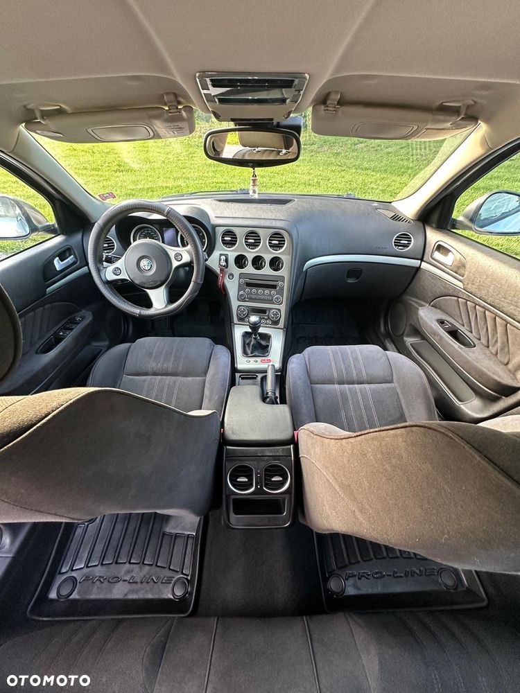 Alfa Romeo 159 - 14