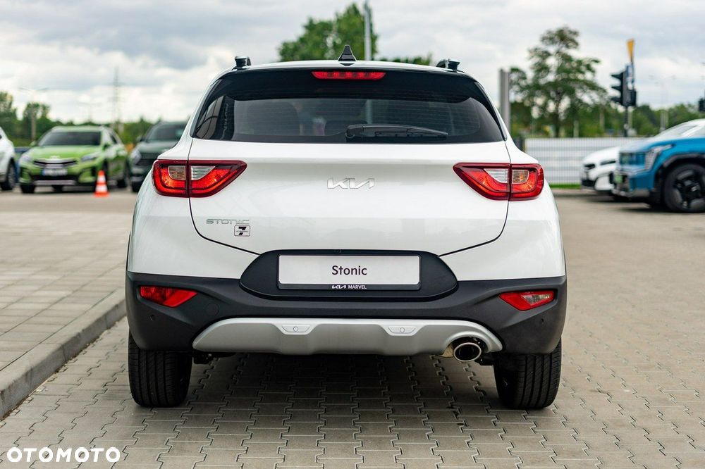Kia Stonic - 5