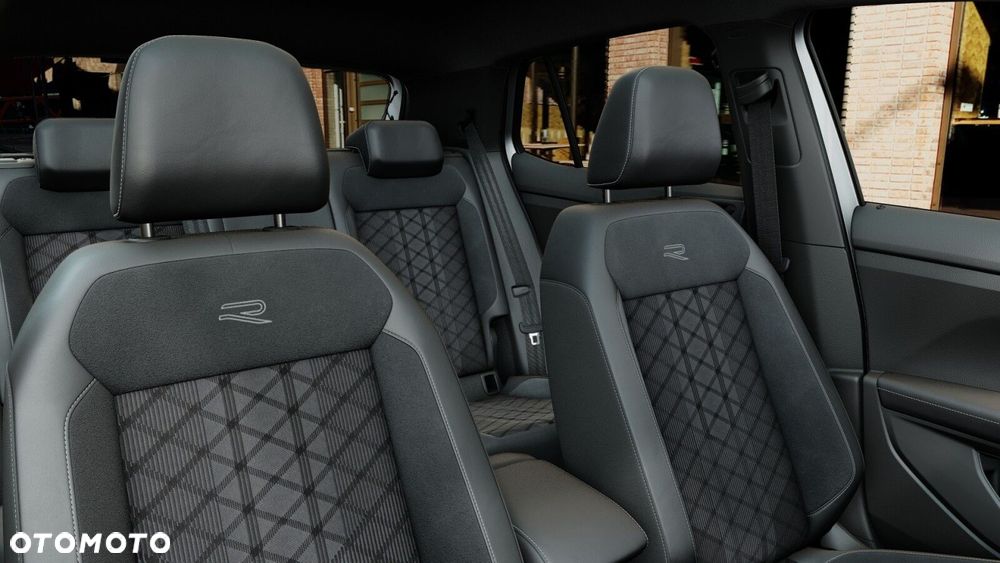 Volkswagen T-Cross - 12