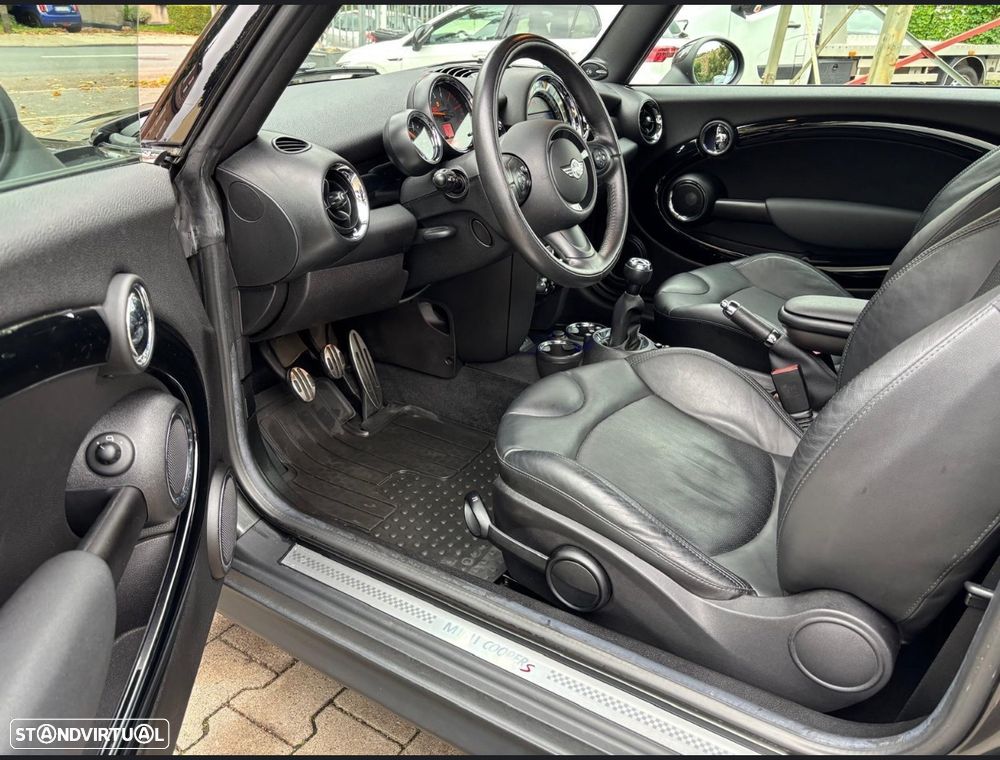 MINI Cabrio Cooper SD - 4