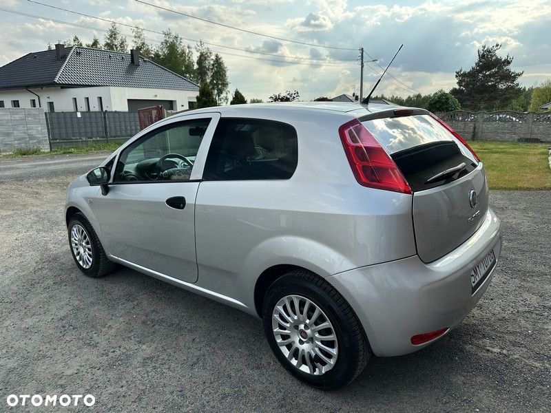 Fiat Punto 1.4 Easy S&S - 5