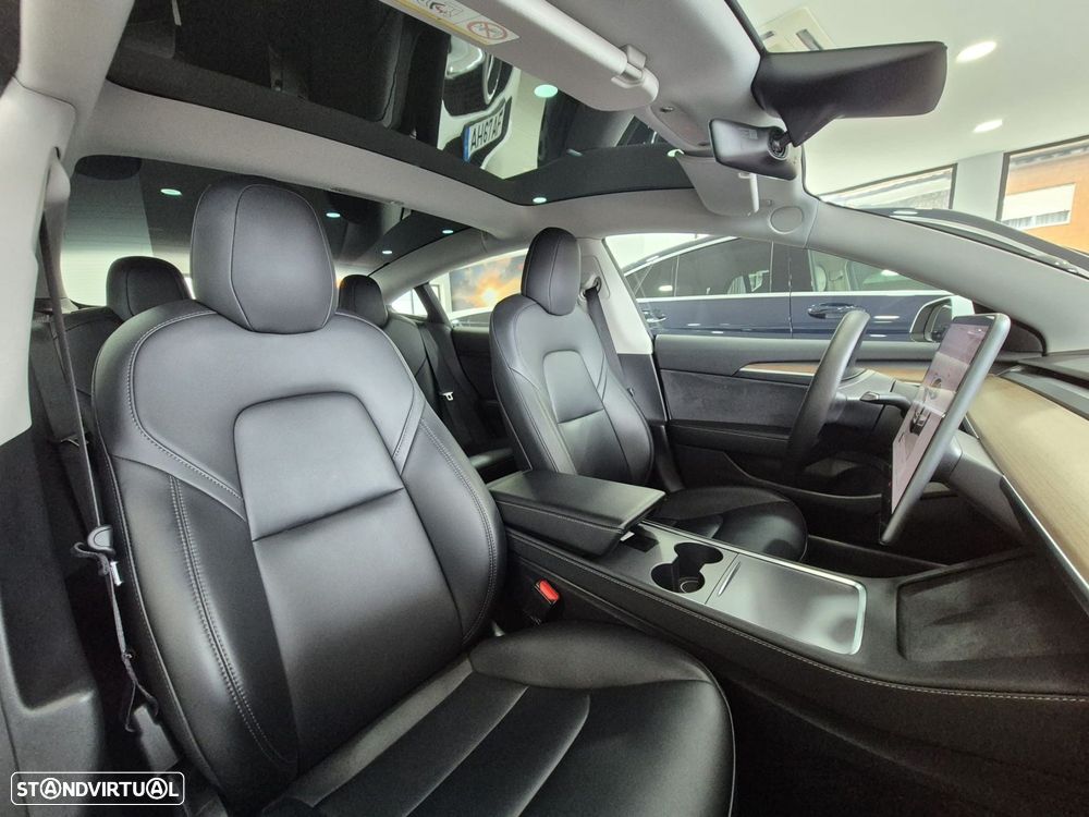 Tesla Model 3 Long Range Tração Traseira - 15