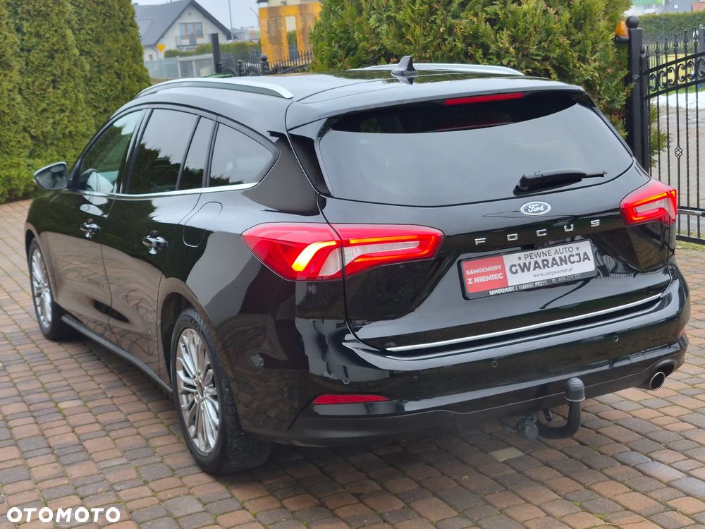 Ford Focus SW - 38
