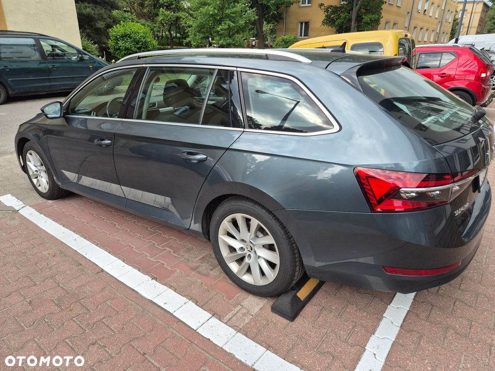 Skoda Superb 1.5 TSI Ambition DSG - 8