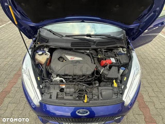 Ford Fiesta ST - 18