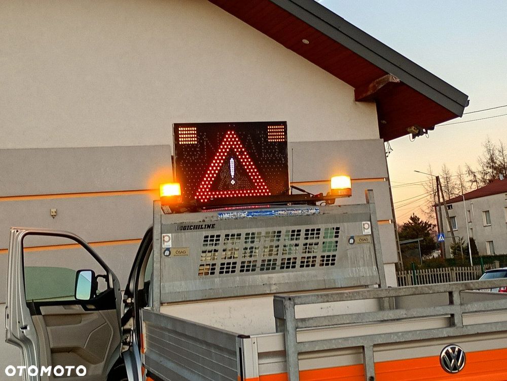 Volkswagen Transporter - 11