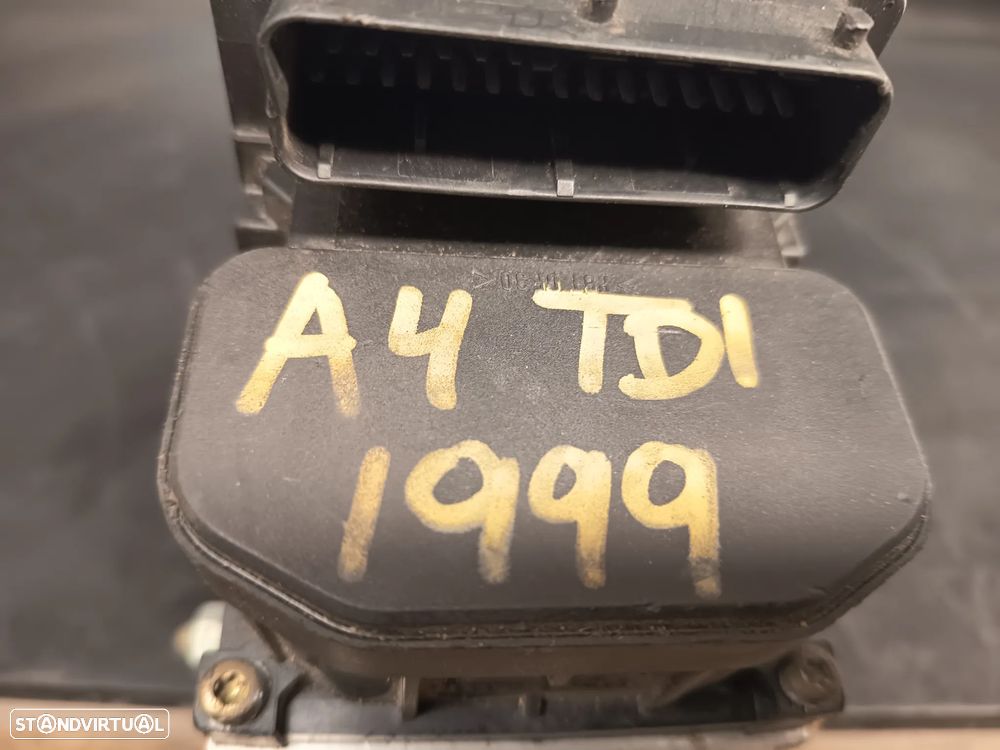 Módulo de ABS AUDI A4 B5 (8D2) Ref: 8E0614111AB - 1