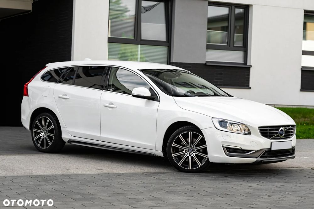 Volvo V60 2014 photo 3