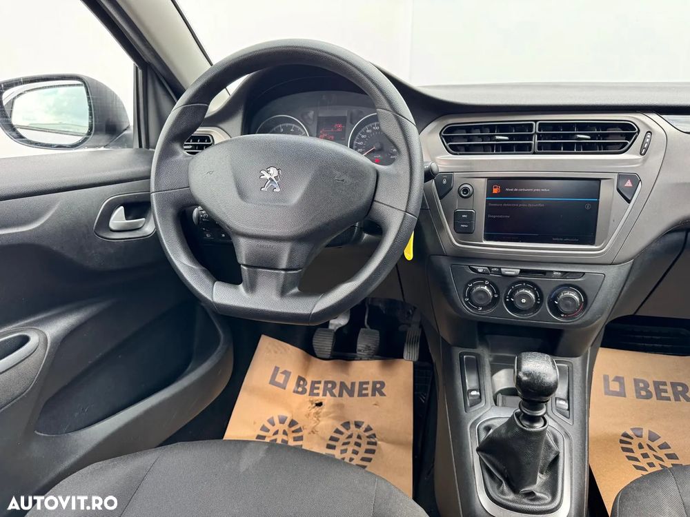 Peugeot 301 - 16