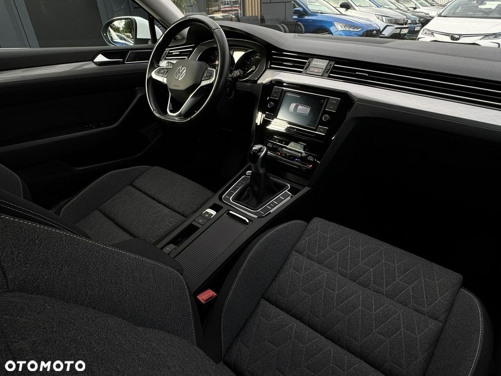 Volkswagen Passat 1.5 TSI EVO Business - 23