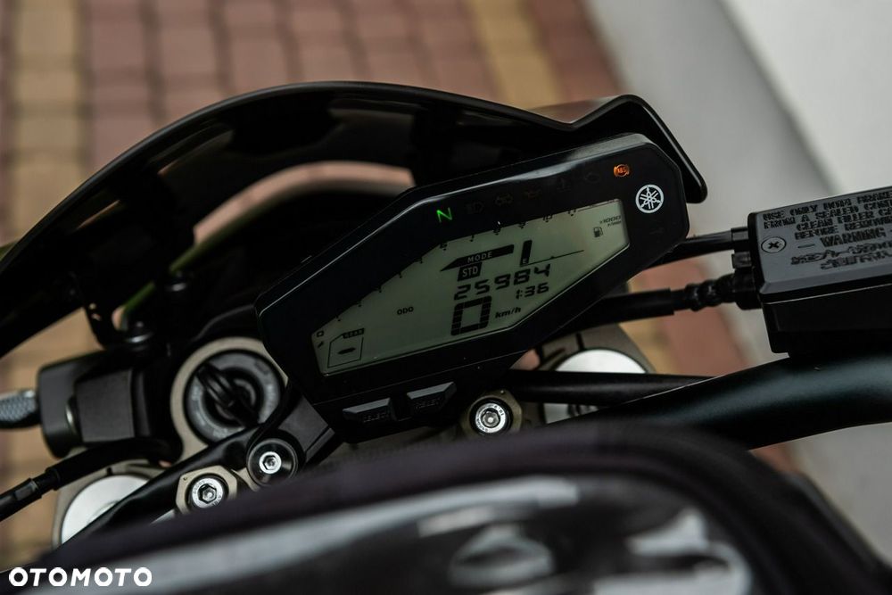 Yamaha MT - 8