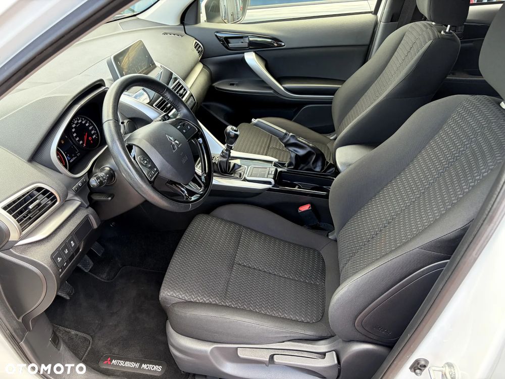Mitsubishi Eclipse Cross 1.5 T-MIVEC 2WD Spirit - 13