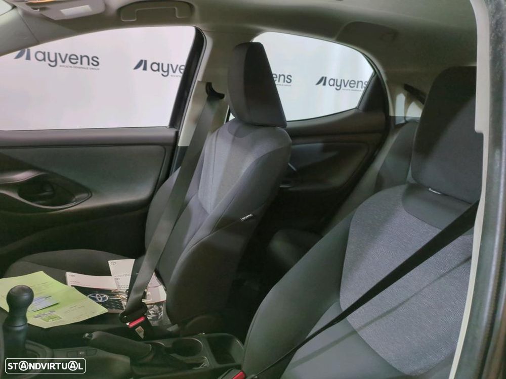 Toyota Yaris 1.0 VVT-i Comfort Plus - 5