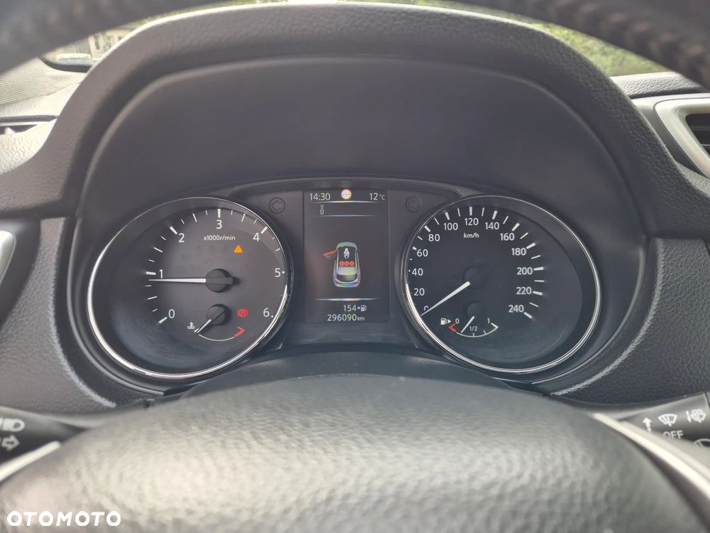 Nissan Qashqai 1.5 dCi N-Connecta EU6 - 19
