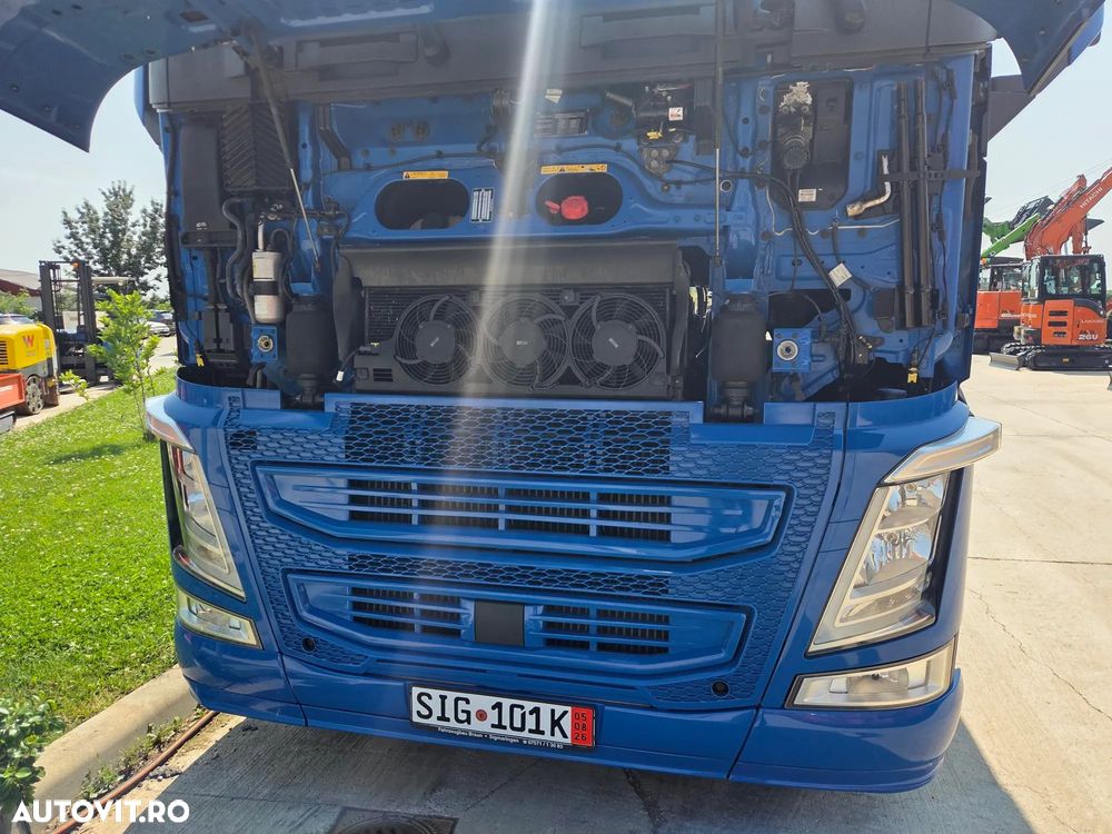 Volvo FH500, euro 6, 2020, 506.819km, cutie automata, 2 rezervoare TOTAL 1.015l, frigider, Aer cond stationare, anv BALON punte fata 90% ok, spoilere cabina, motor 12,7l, rulat doar in GERMANIA, posibilitate leasing 4 ani, PROMOTIE 47.900 EUR+Tva - 28