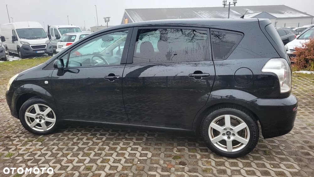 Toyota Corolla Verso 1.8 Sol + 7os - 28