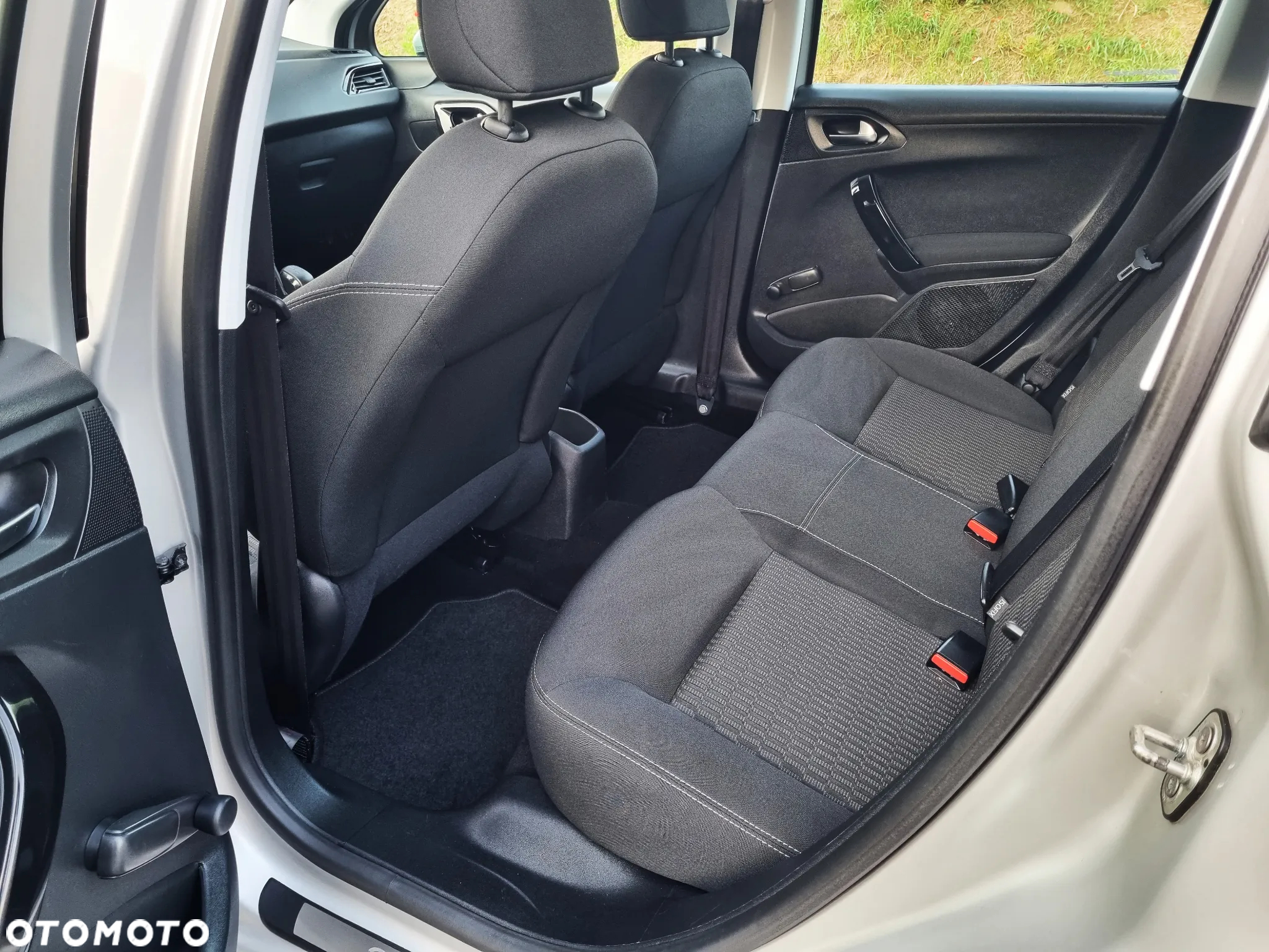 Peugeot 208 1.2 PureTech Style - 9