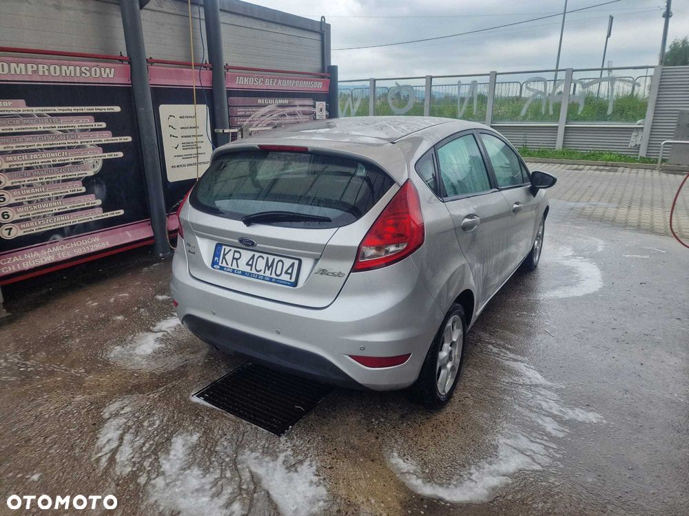 Ford Fiesta - 5